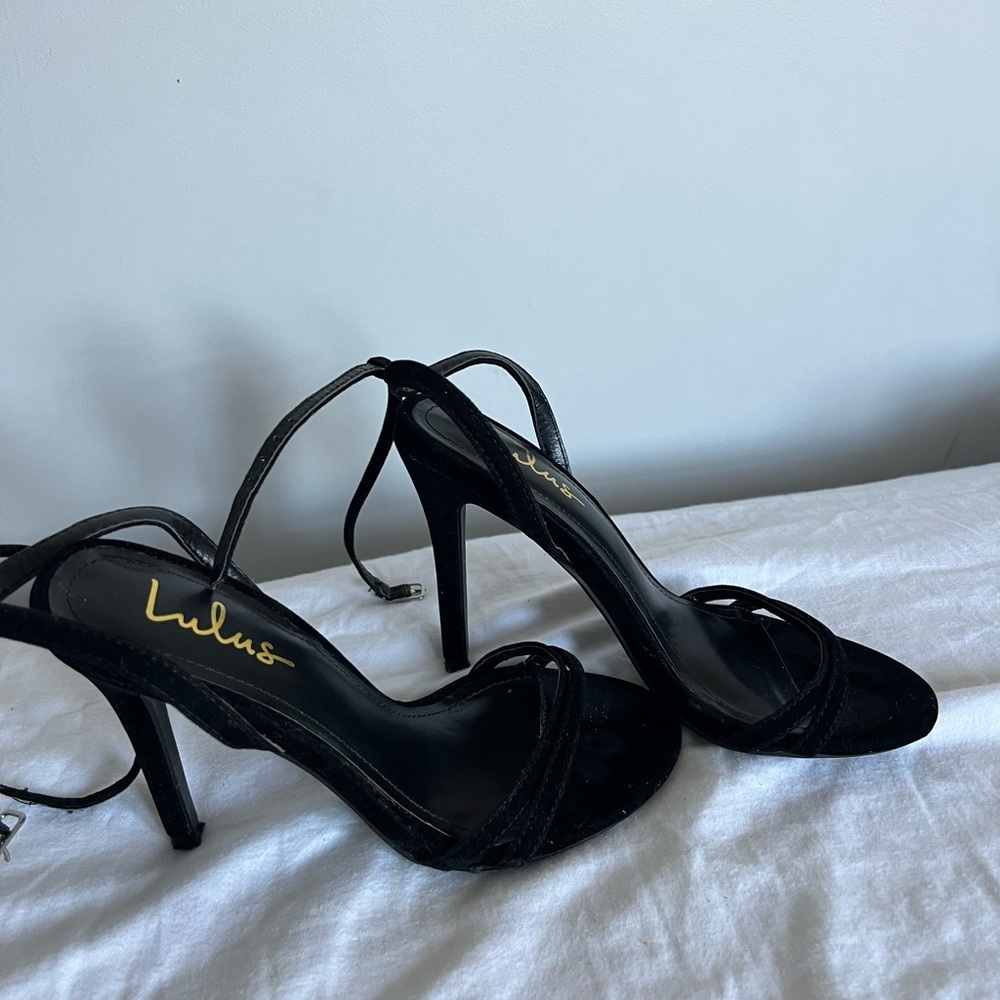 Lulus Sandals - Picture 4 of 6